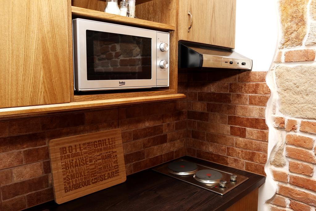 Apartments & Suites Zluta Hruska Plzen Bagian luar foto